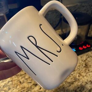 NWT Rae Dunn MRS. Large Coffee Mug